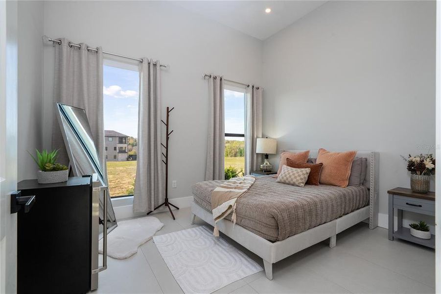 Furnished interior view inside a new home in , Montverde (Image 57).