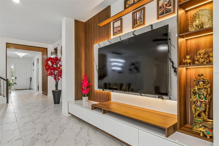 Furnished interior view inside a new home in , Orlando (Image 16).