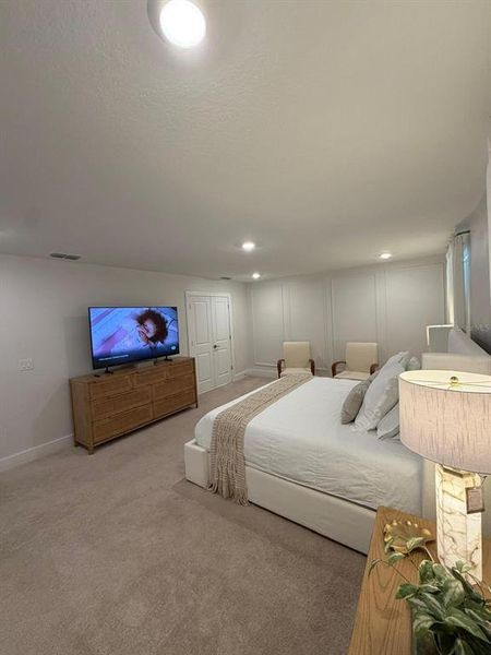 Furnished interior view inside a new home in , Winter Garden (Image 24).