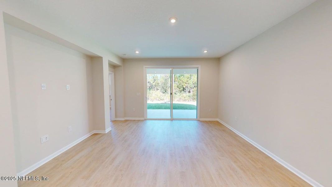 Spacious, unfurnished interior of a new home in RiverTown - Forest, St. Johns (Image 11).