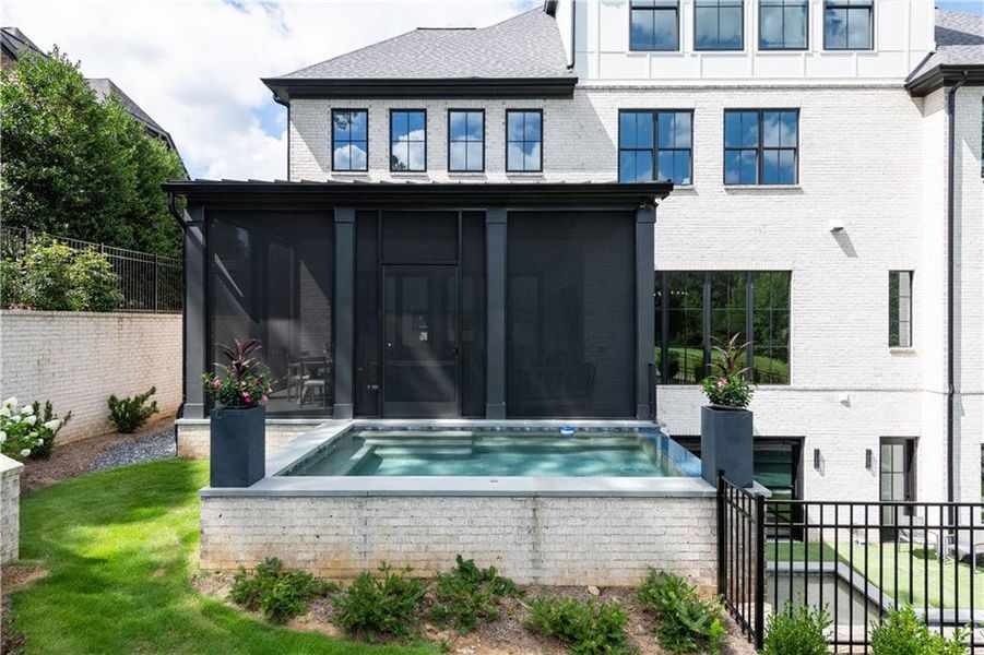 Exterior details and patio area of a home in , Acworth (Image 35).