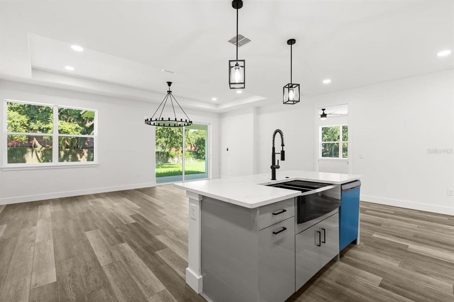 Kitchen/Dning Room combo