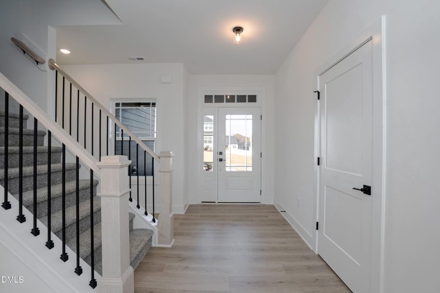 Enterance 02 Enterance 02