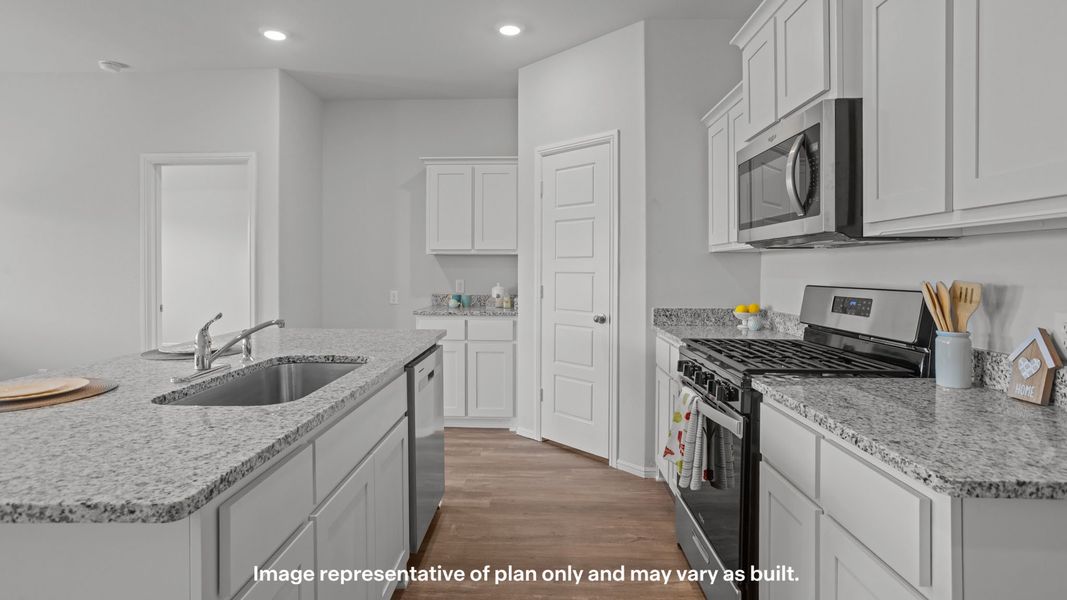 Furnished interior view inside a new home in Allen Farms, Lubbock (Image 6).