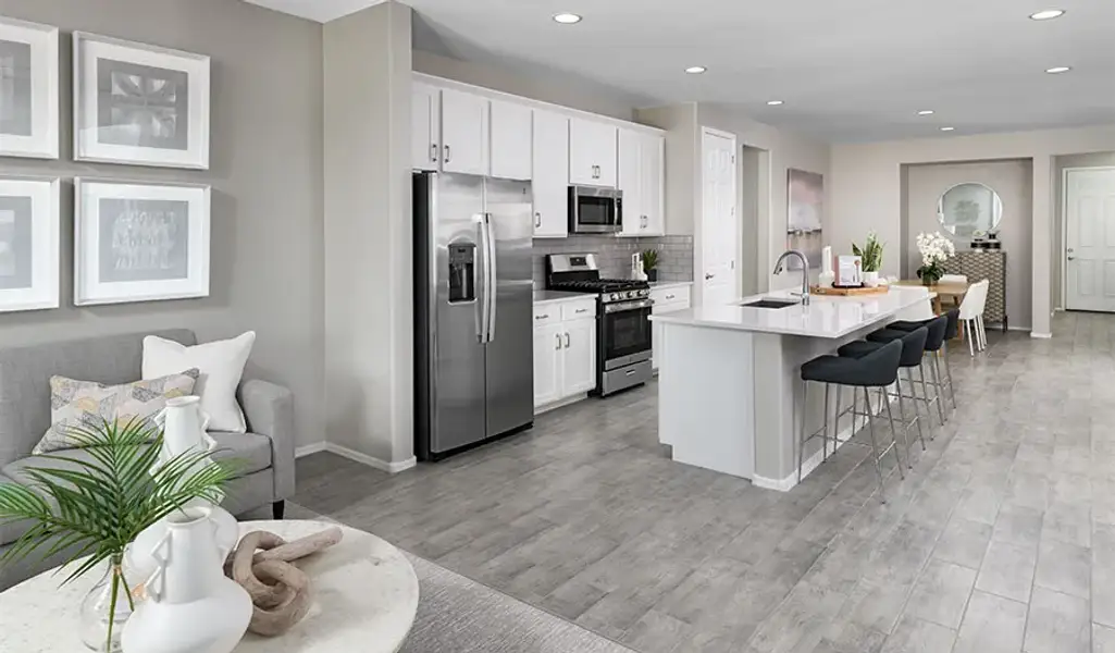 Fraser-T934-Blackhawk Kitchen