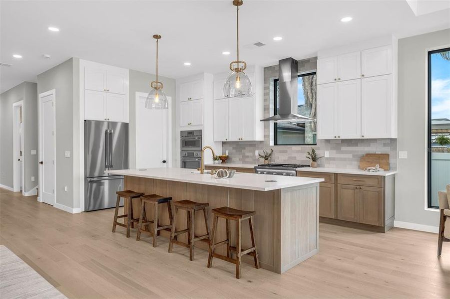 Furnished interior view inside a new home in , Orlando (Image 53).