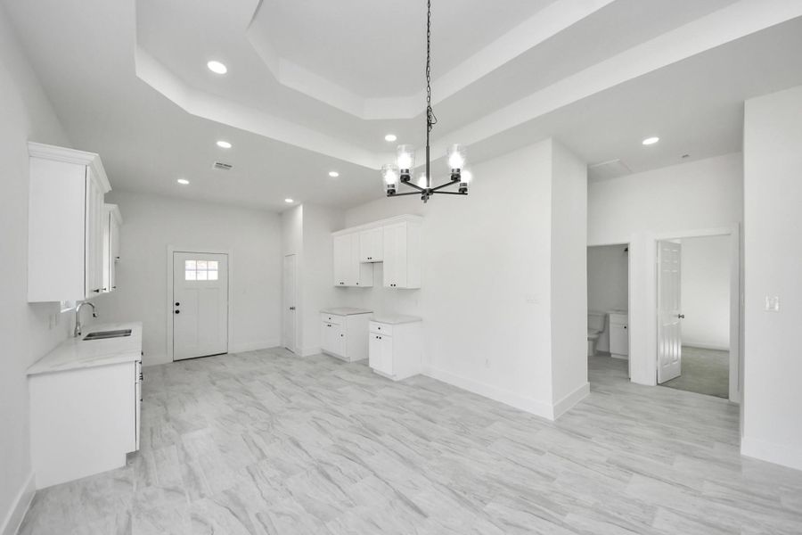 Spacious, unfurnished interior of a new home in , Splendora (Image 23).
