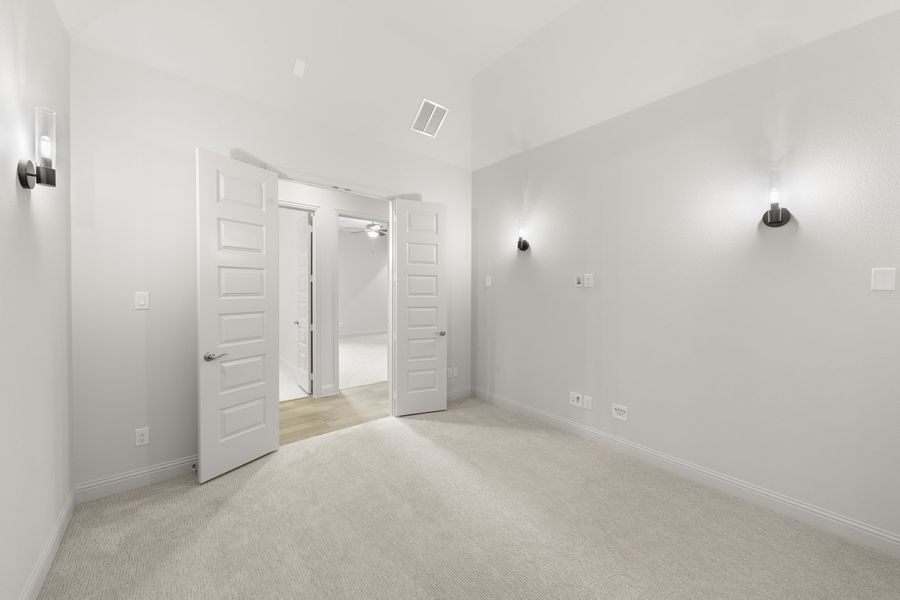 Spacious, unfurnished interior of a new home in Nelson Lake Estates, Rockwall (Image 27).