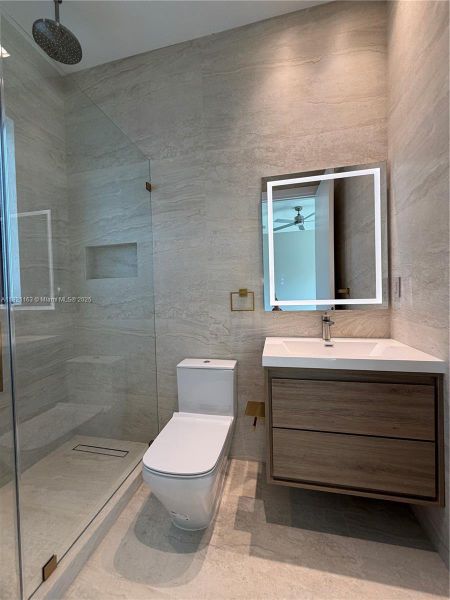 Furnished interior view inside a new home in , Hollywood (Image 12).