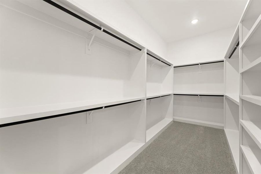 24. 1024 Olympic - Closet 24. 1024 Olympic - Closet