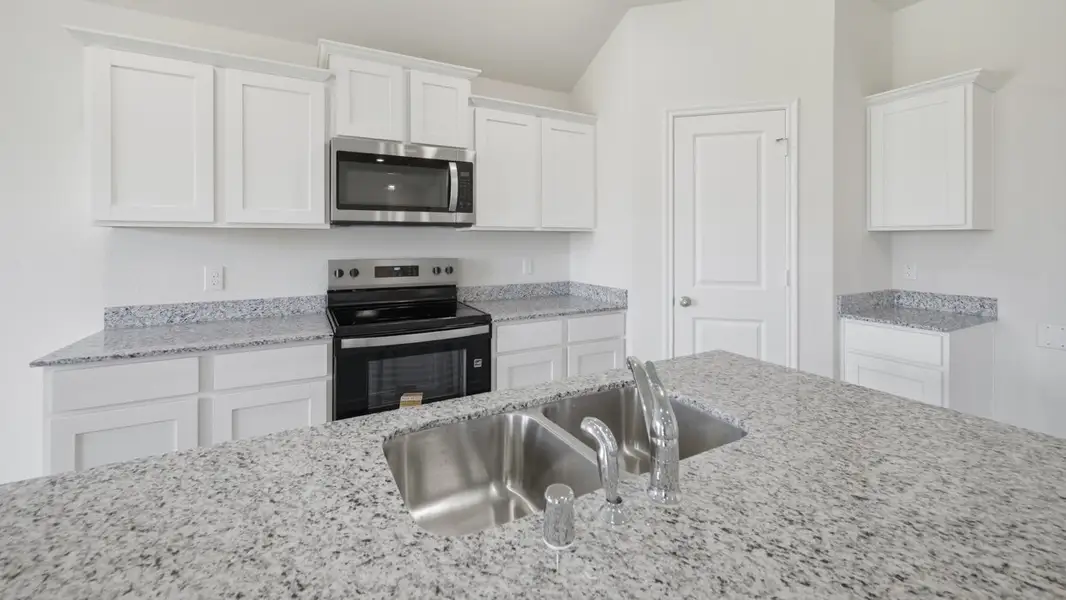 Furnished interior view inside a new home in Wildwood, Royse City (Image 4).