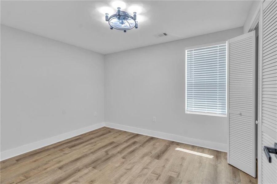 Spacious, unfurnished interior of a new home in , Atlanta (Image 17).