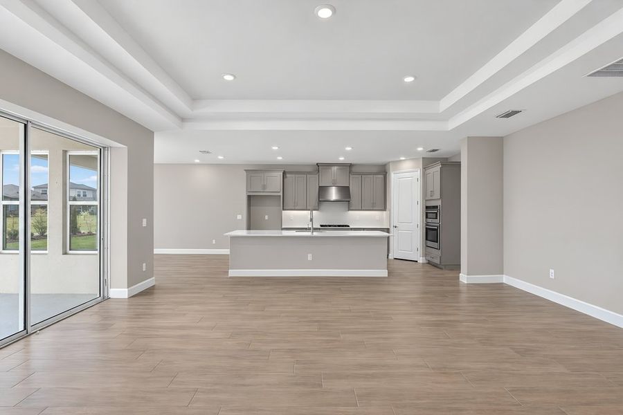 Spacious, unfurnished interior of a new home in Victoria Lakes, Odessa (Image 9).