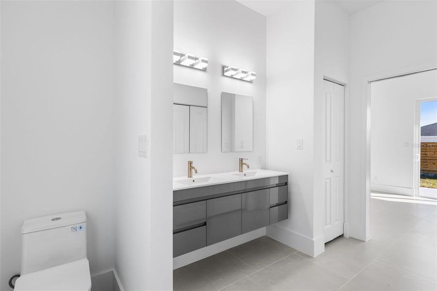Furnished interior view inside a new home in , Lehigh Acres (Image 8).