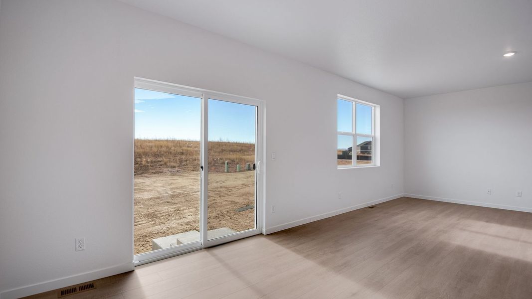 Spacious, unfurnished interior of a new home in Vista Meadows, Fort Lupton (Image 14). Spacious, unfurnished interior of a new home in Vista Meadows, Fort Lupton (Image 14).