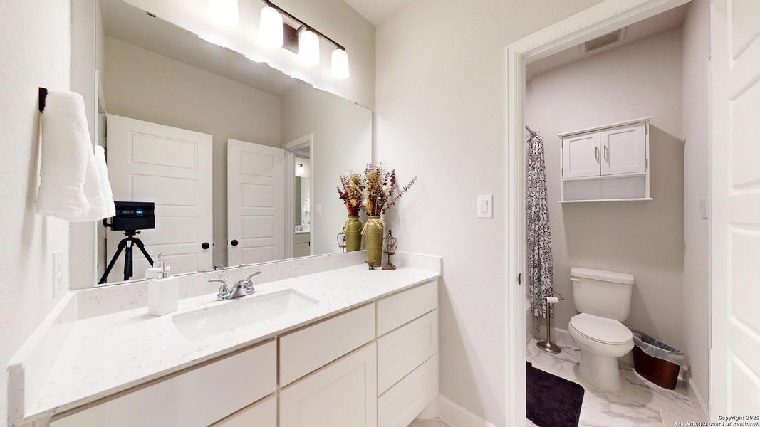 Furnished interior view inside a new home in Weston Oaks 55', San Antonio (Image 69).