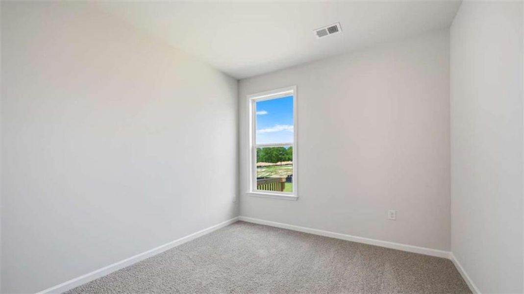 Spacious, unfurnished interior of a new home in Water Oak Estates, Lawrenceville (Image 24).