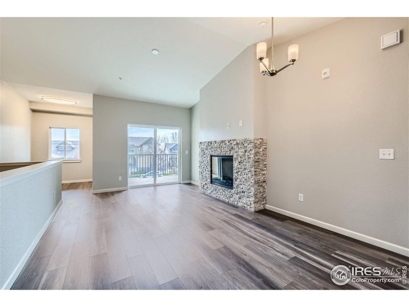 Spacious, unfurnished interior of a new home in , Longmont (Image 12).