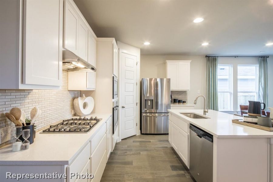 Representative furnished interior of a home built from the Hymeadow 2595 by Brohn Homes in Hymeadow, Maxwell (Image 24).