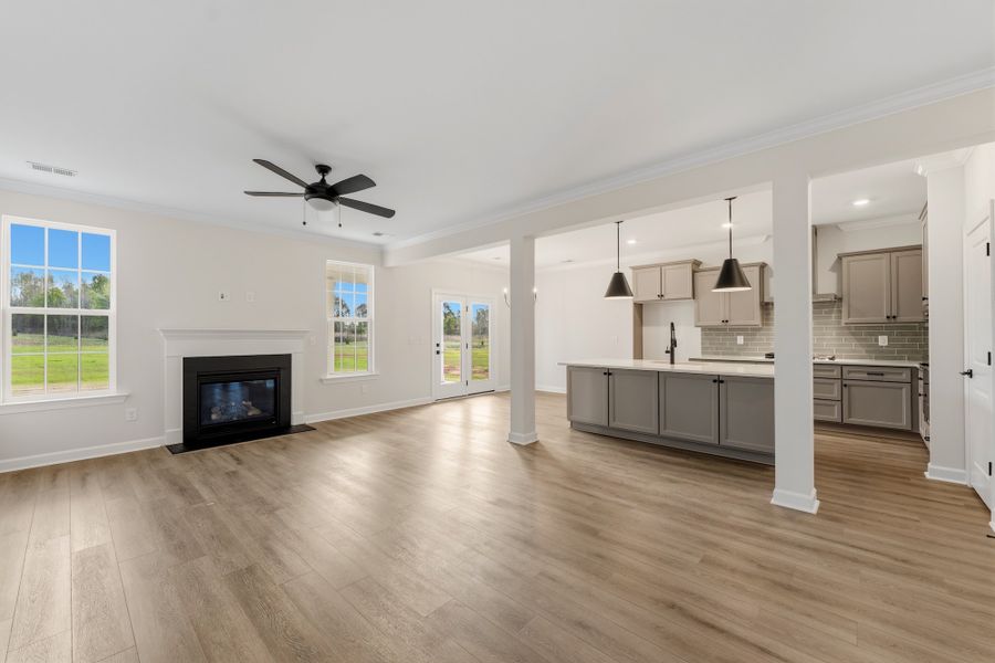 Spacious, unfurnished interior of a new home in Bens Crossing, Woodruff (Image 26).