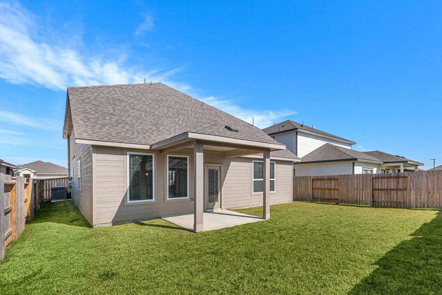 Exterior details and patio area of a home in Sundance Cove - Premier Series, Crosby (Image 25).