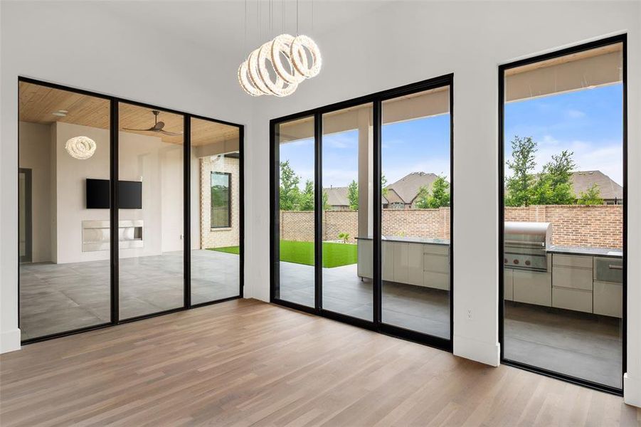 Eat In Dining Space Eat In Dining Space