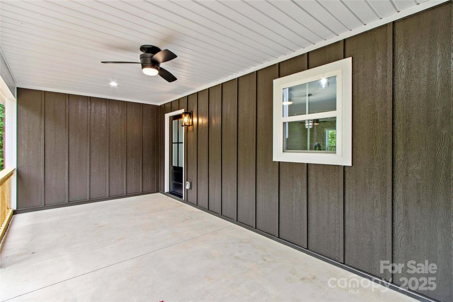 Image 32 of a home in . Image 32 of a home in .