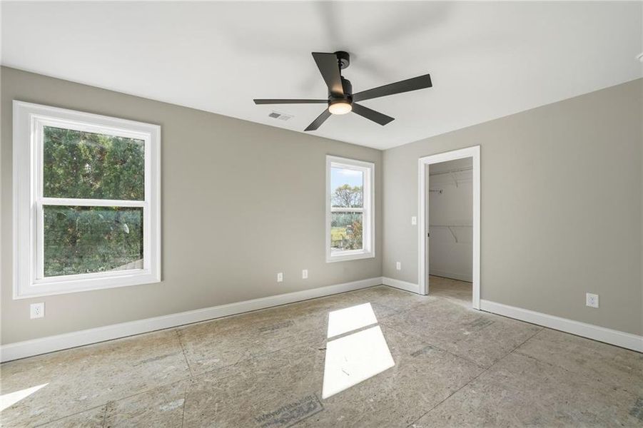 Spacious, unfurnished interior of a new home in , Calhoun (Image 17).