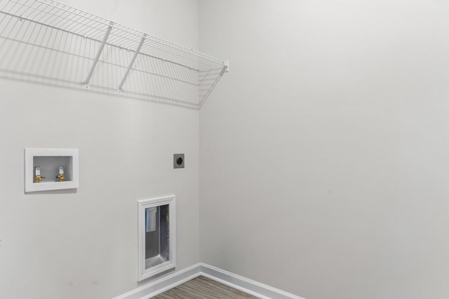 Spacious, unfurnished interior of a new home in , Orangeburg (Image 16).