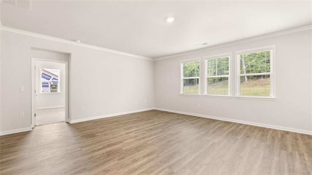 Spacious, unfurnished interior of a new home in Kingston Ranch at Lake Oconee, Buckhead (Image 39).