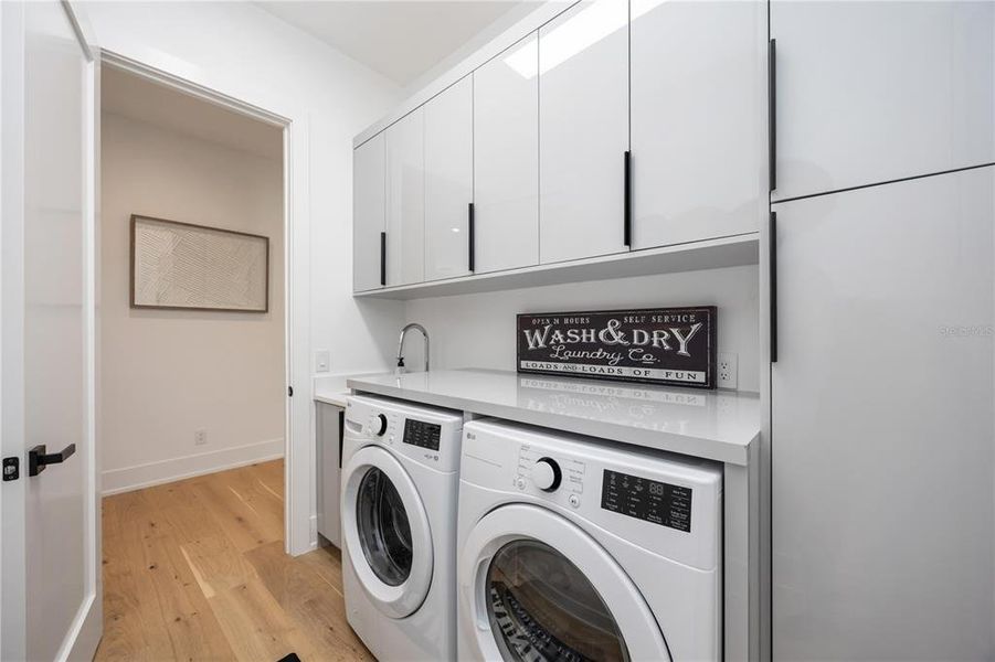 Furnished interior view inside a new home in , Sarasota (Image 10).