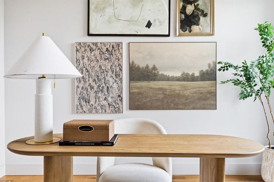 Furnished interior view inside a new home in , Red Oak (Image 19).