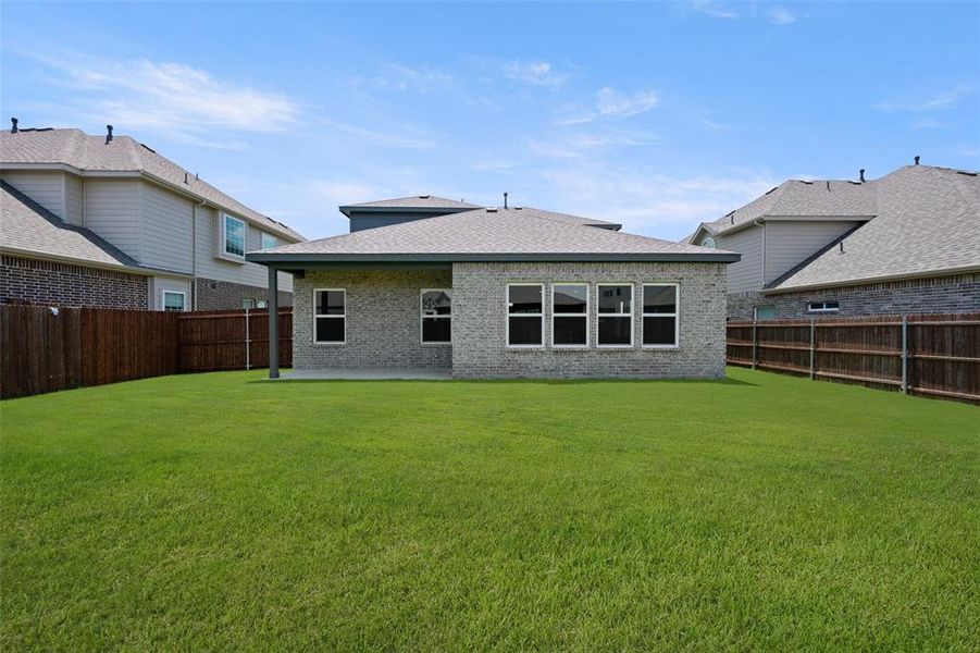 6728 Rockshire- Back-3