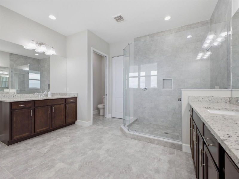 Primary_Bathroom_2