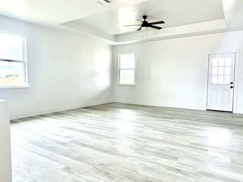 Spacious, unfurnished interior of a new home in , Cleveland (Image 19).