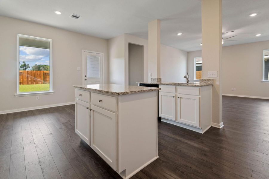 Furnished interior view inside a new home in Sweetwater Ridge, Conroe (Image 8).