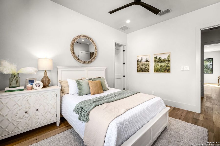 Furnished interior view inside a new home in , New Braunfels (Image 9). Furnished interior view inside a new home in , New Braunfels (Image 9).