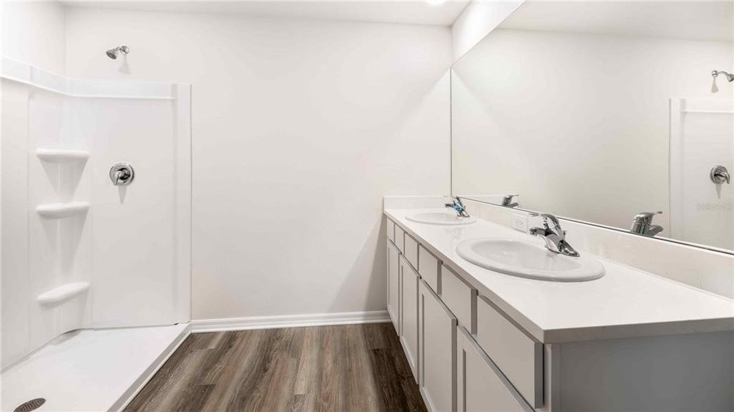 Furnished interior view inside a new home in Bella Lago, Parrish (Image 5). Furnished interior view inside a new home in Bella Lago, Parrish (Image 5).