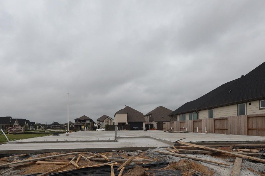 Every foundation at DWH is engineered and it’s inspected three times! We do not do “batch” testing. Rest easy knowing your foundation comes with a 10 year warranty. Every foundation at DWH is engineered and it’s inspected three times! We do not do “batch” testing. Rest easy knowing your foundation comes with a 10 year warranty.