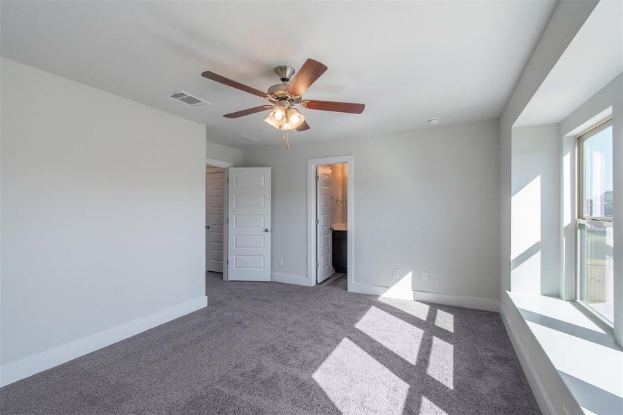 Spacious, unfurnished interior of a new home in Trace, San Marcos (Image 21). Spacious, unfurnished interior of a new home in Trace, San Marcos (Image 21).