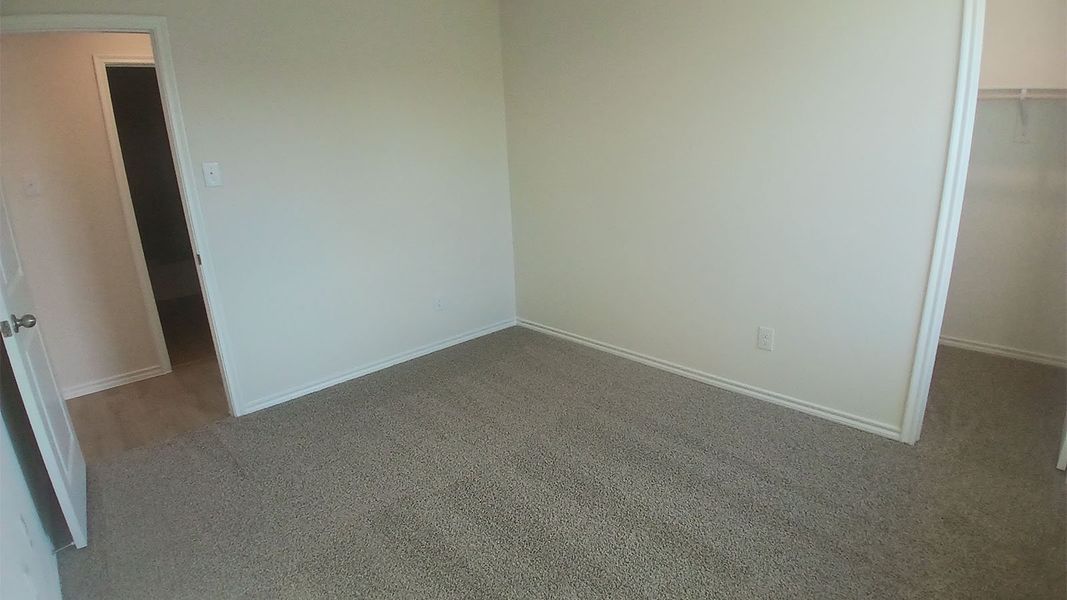 Spacious, unfurnished interior of a new home in Wildwood, Royse City (Image 8).