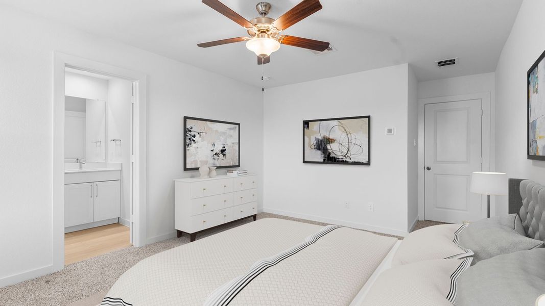 Furnished interior view inside a new home in Murphy Village, Missouri City (Image 16).