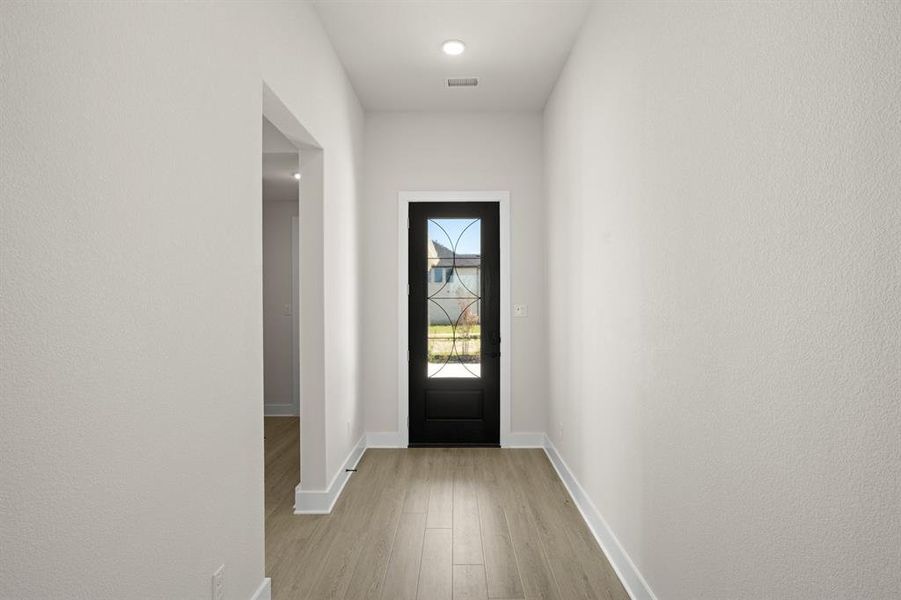 715 Bluestem- Entry-1