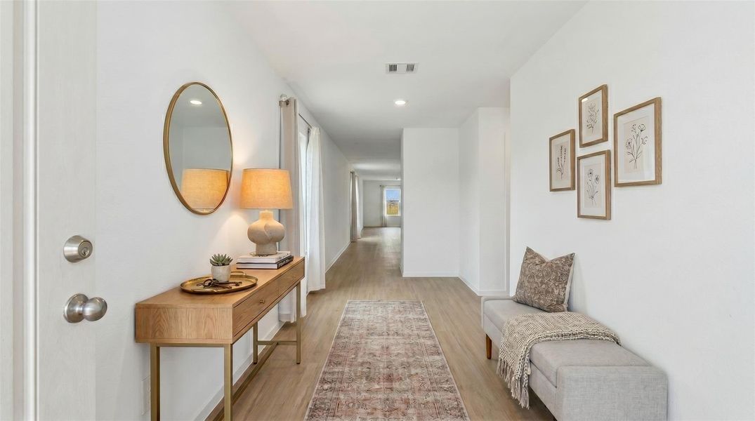 Virtually staged – Hallway