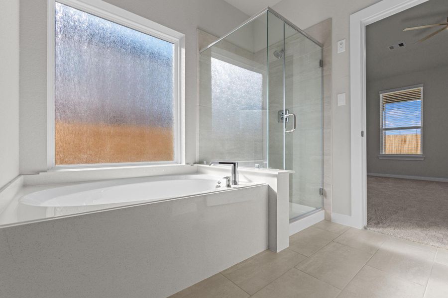 Furnished interior view inside a new home in Briarwood Crossing, Rosenberg (Image 8). Furnished interior view inside a new home in Briarwood Crossing, Rosenberg (Image 8).