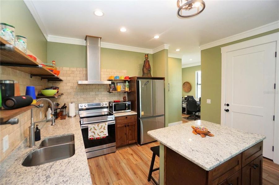 Furnished interior view inside a new home in , Punta Gorda (Image 6).