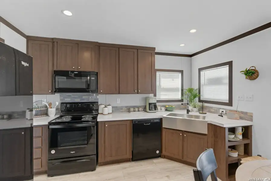Furnished interior view inside a new home in , Seguin (Image 15).