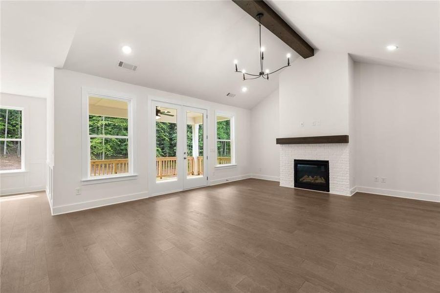 Spacious, unfurnished interior of a new home in , Gainesville (Image 46).