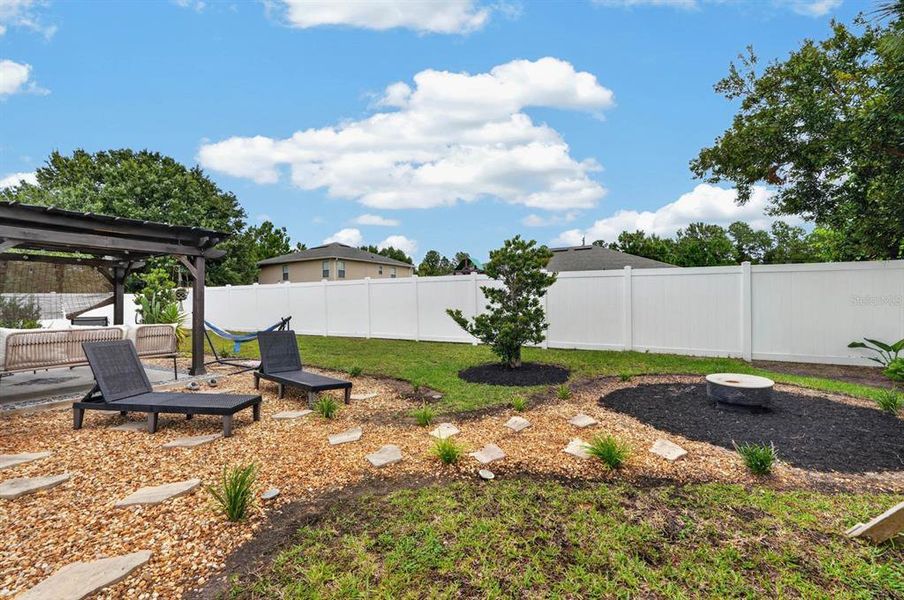 Exterior details and patio area of a home in Palm Coast Homesites, Palm Coast (Image 3).