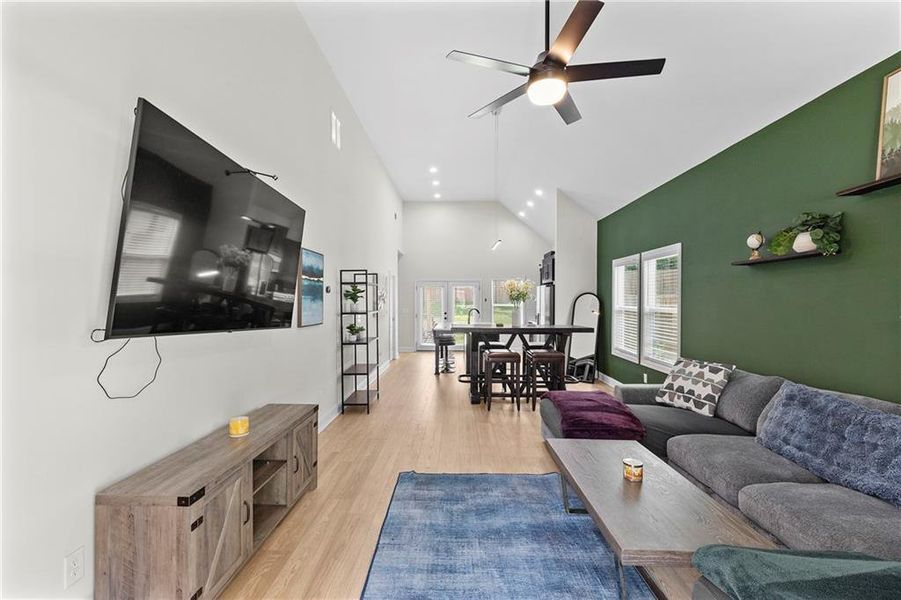 Furnished interior view inside a new home in , Atlanta (Image 25). Furnished interior view inside a new home in , Atlanta (Image 25).